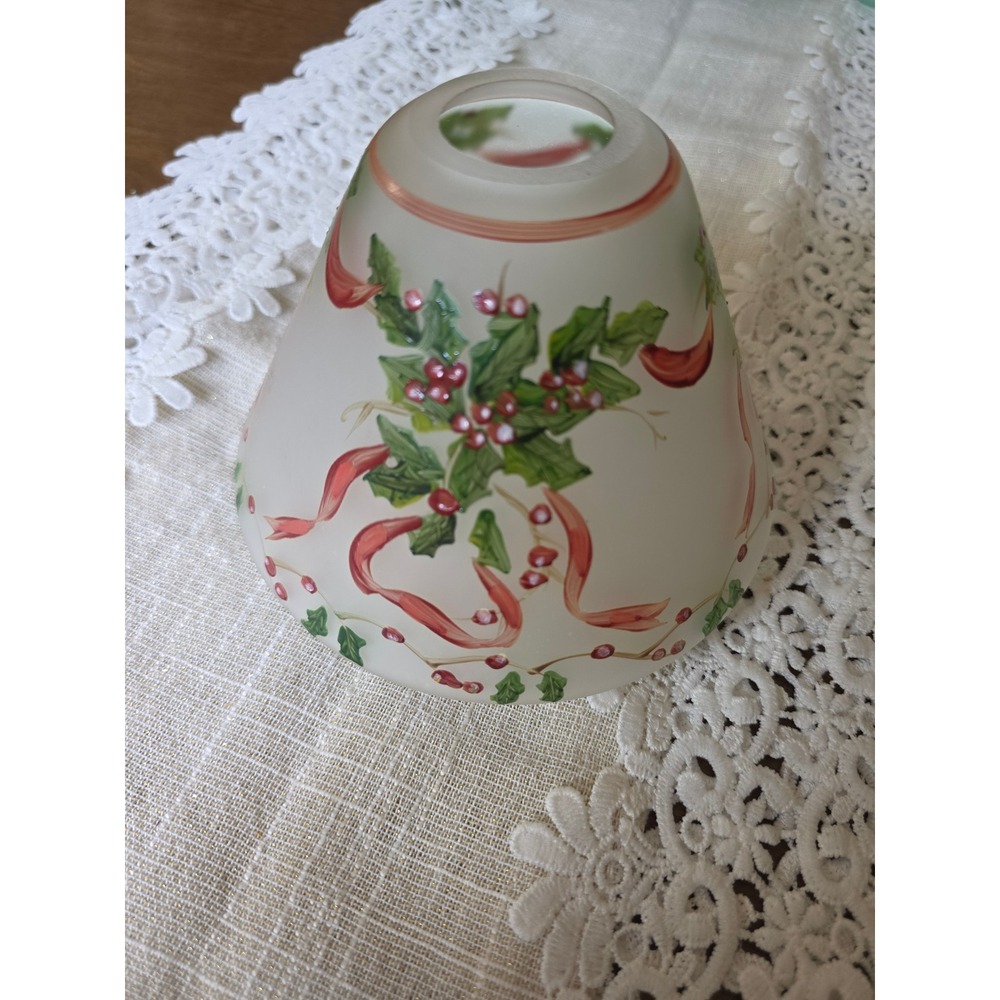 Yankee Candle Frosted Glass Holly Berry Ribbon Christmas Candle Shade Topper 5in